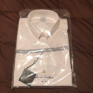 Brooks Brothers Button Down shirt 16-33